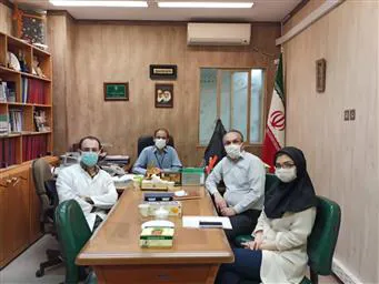 طی جلسه ای جناب آقای دکتر اسکندانی با حضور جناب آقای دکتر فرهودی درخصوص پیشبرد اهداف علمی دو مرکز صحبت کردند.