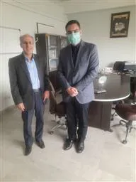 ریاست آزمایشگاه جامع تحقیقات جهت افزایش همکاری با جناب آقای دکتر استاد رحیمی ریاست محترم دانشکده تغذیه و علوم غذایی جلسه ای برگزار کردند.
